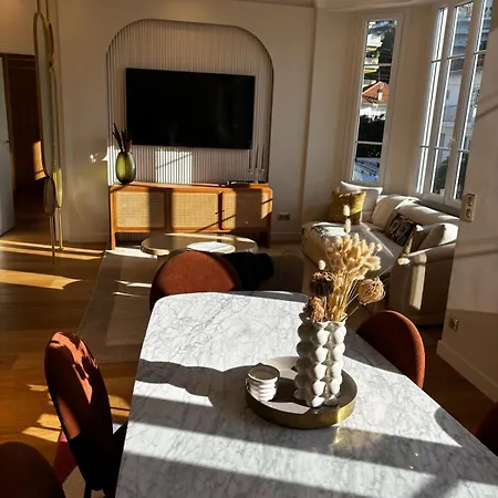 Superbe Appartement Art Deco Avec Roof Top